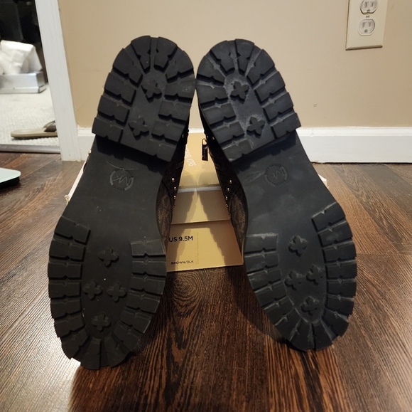 Michael Kors Kincaid Lace-up Booties - Picture 3 of 5